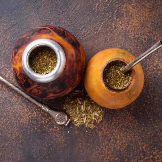 Zwei Tassen Mate-Tee