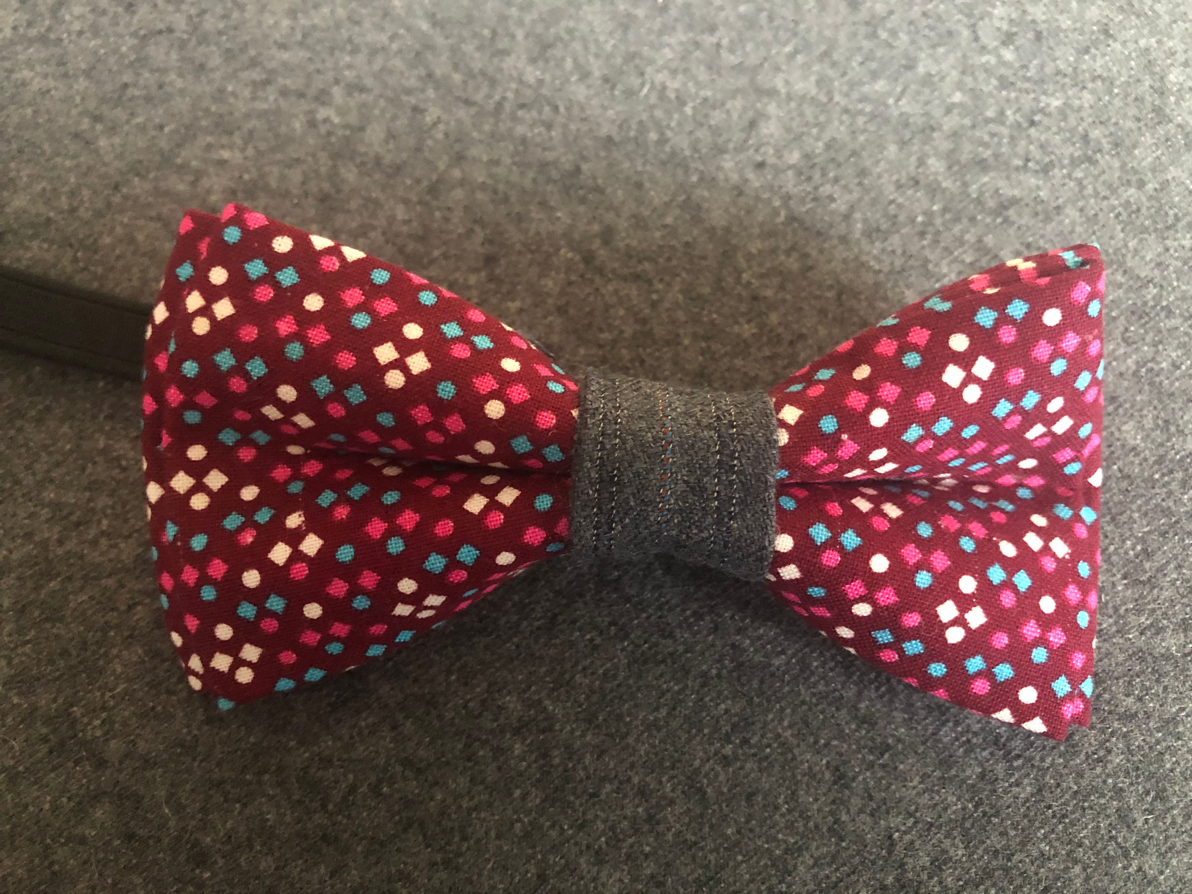 Nœud papillon upcycling pour adulte taille unique