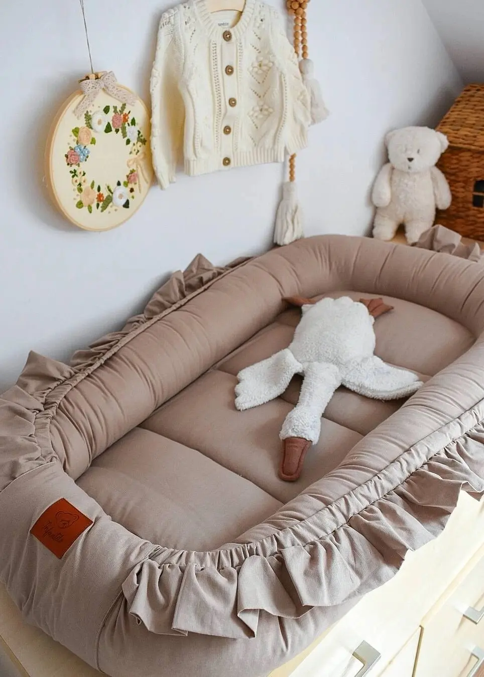 Thumbnail: Natural Cotton baby nest Brown
