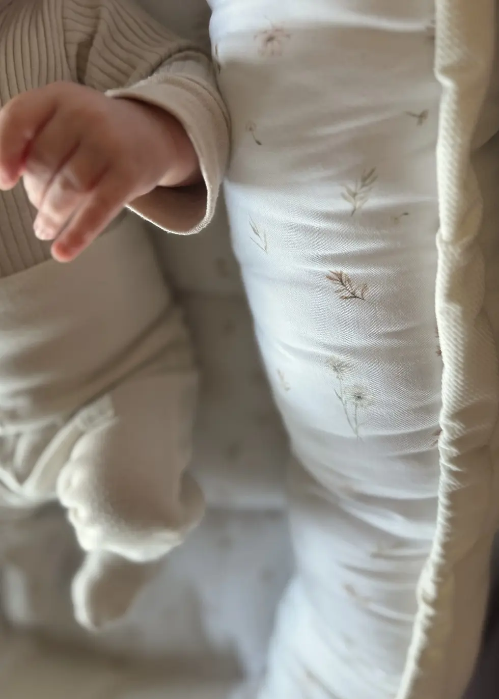 Thumbnail: Premium Baby Nest – Beige Tiny Bloom | Cotton Satin Velvet