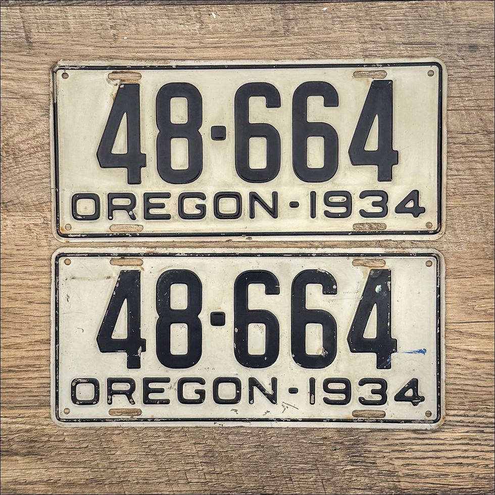 An original pair of Oregon 1934 license plates.