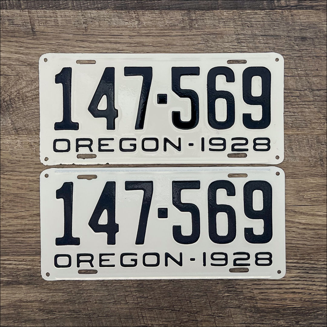 Restored Oregon 1928 License Plates - 147-569