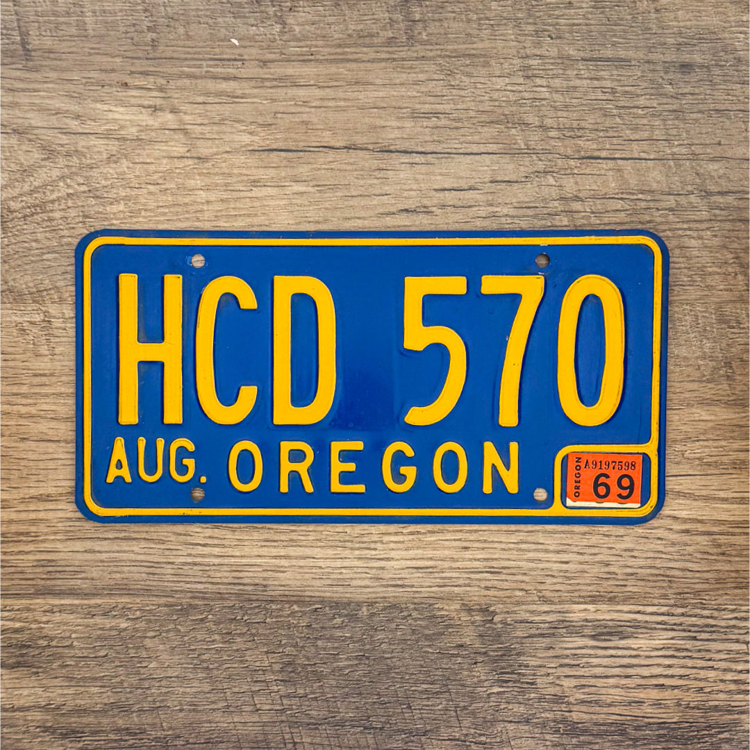 An original Oregon 1965-73 license plate.