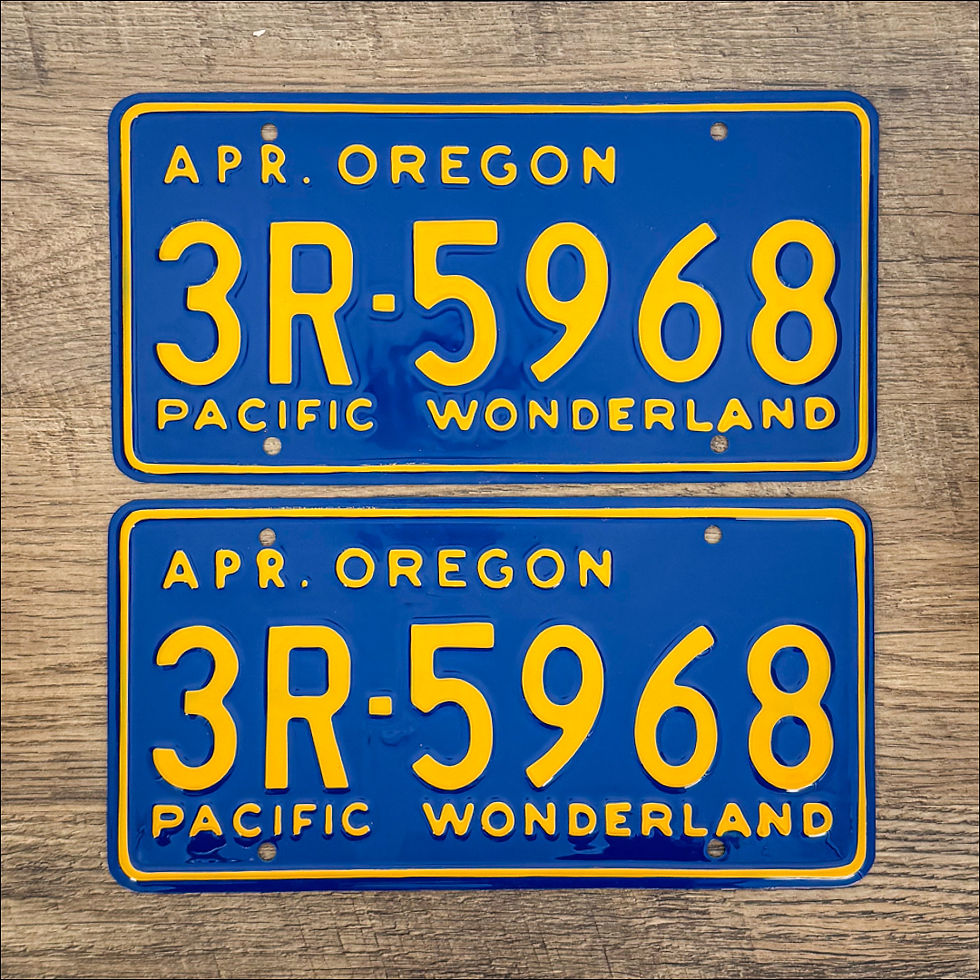 A restored pair of Oregon 1961-64 license plates.