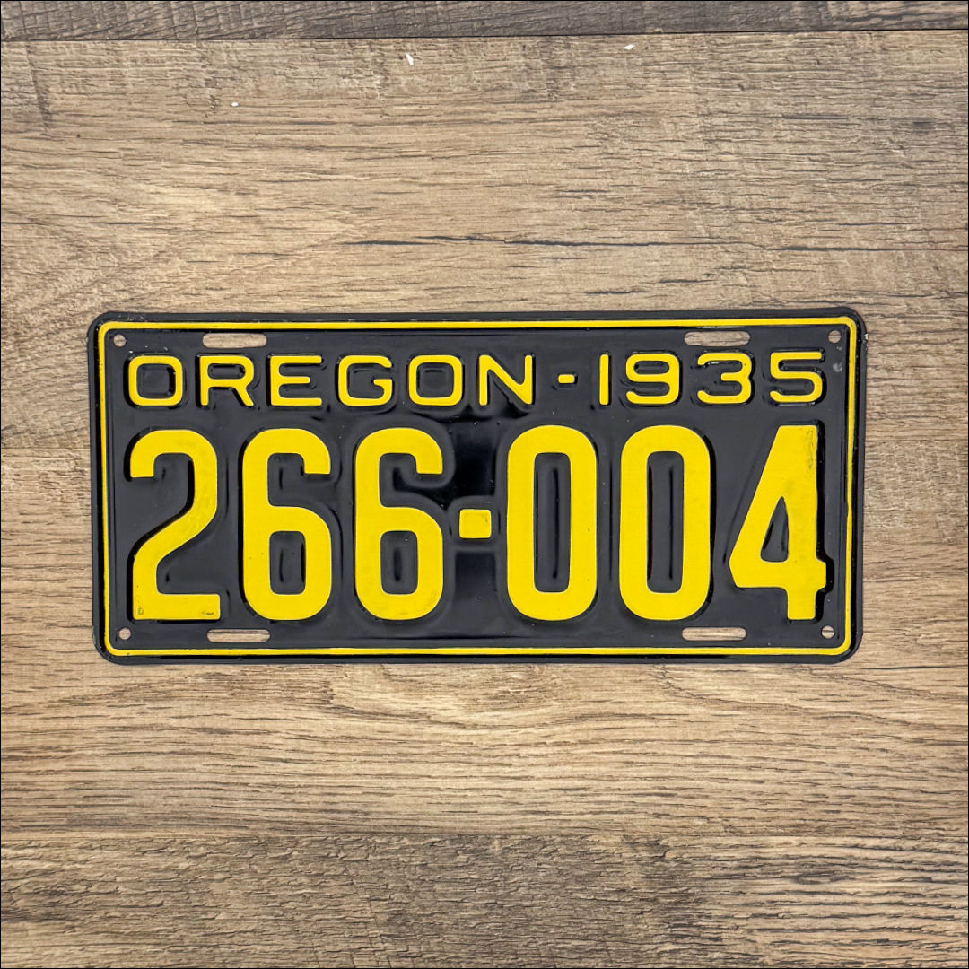A restored Oregon 1935 license plate.