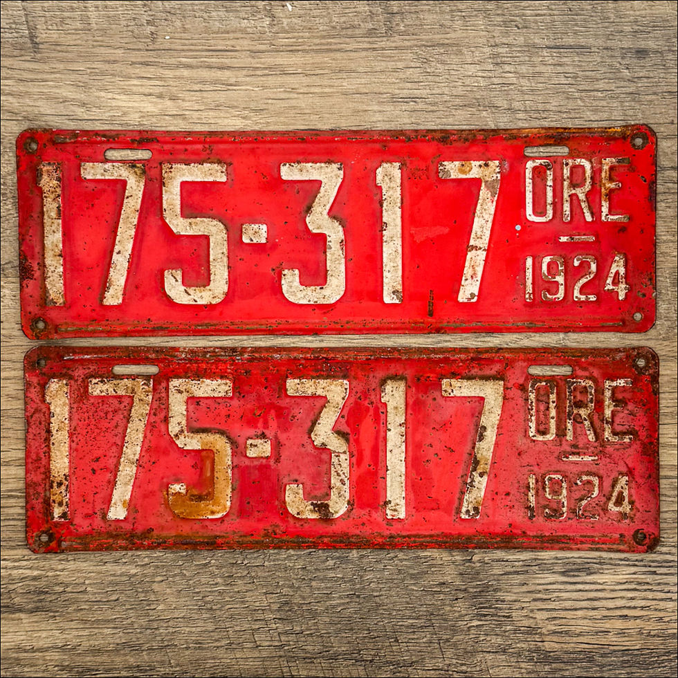 An original pair of Oregon 1924 license plates.