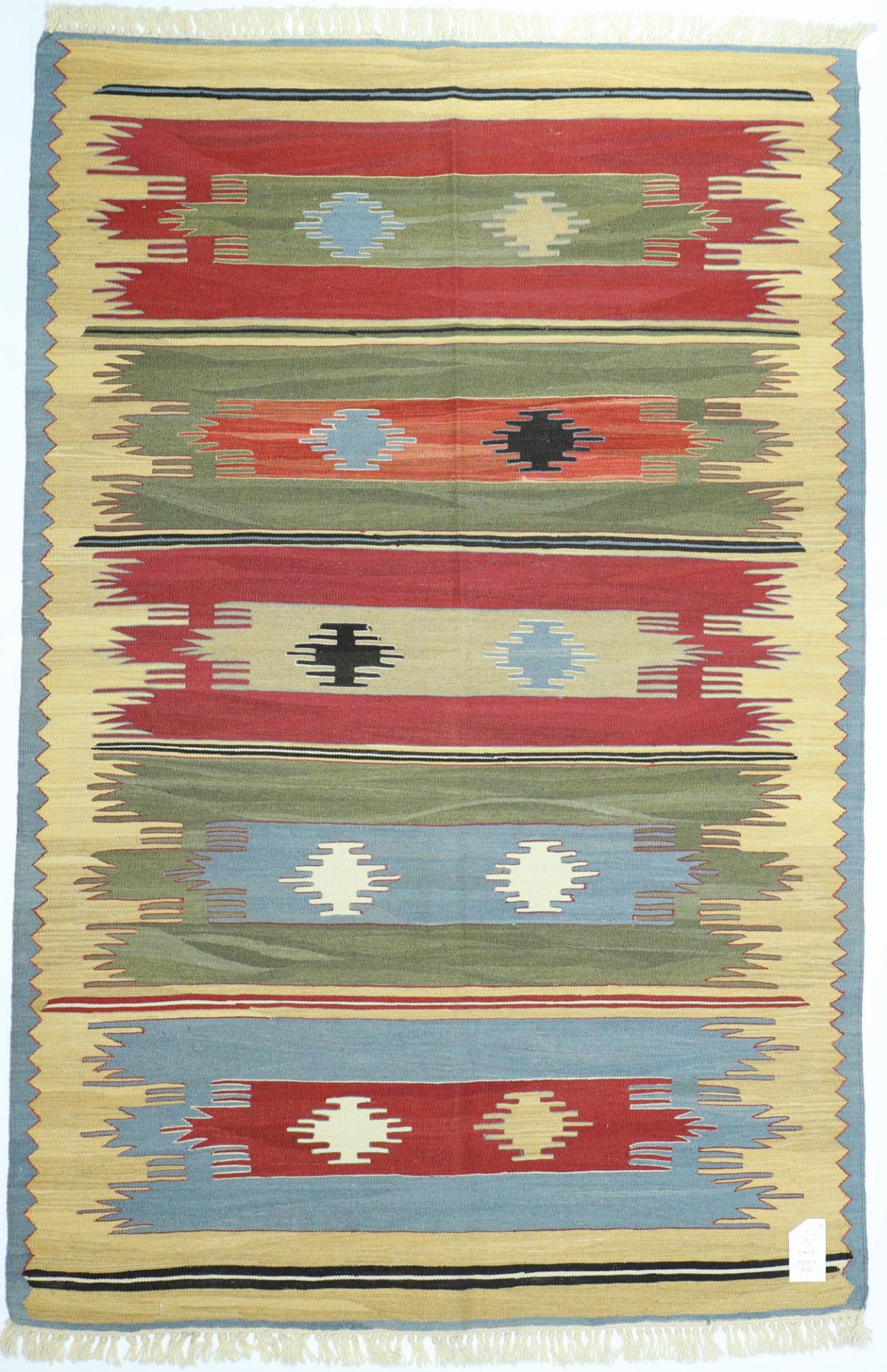 F819 - Manisa Kilim