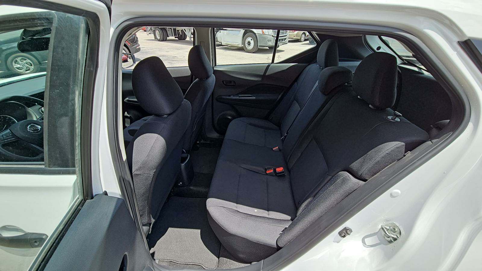 2023 Nissan Kicks S - Photo 11