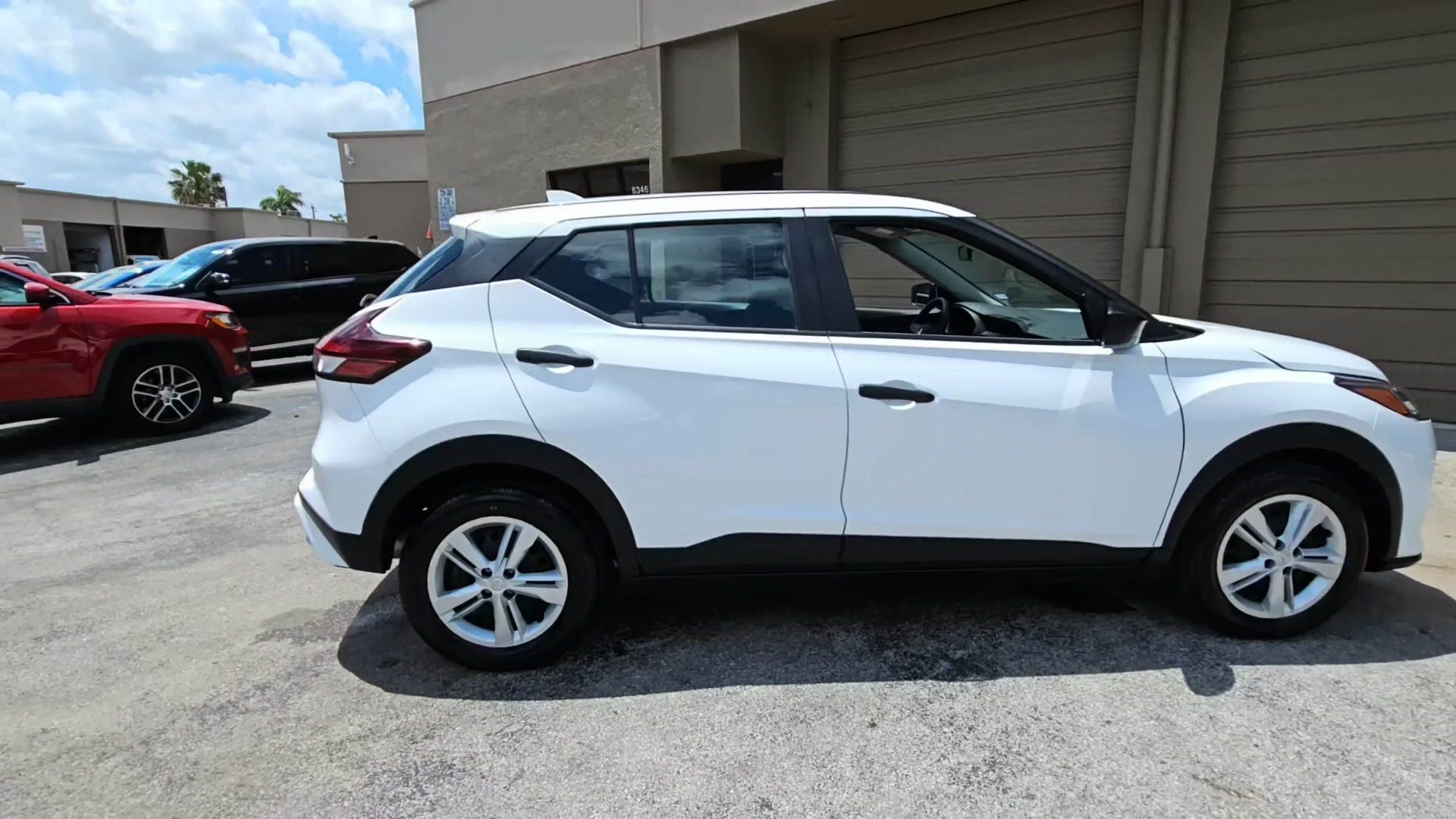 2023 Nissan Kicks S - Photo 4