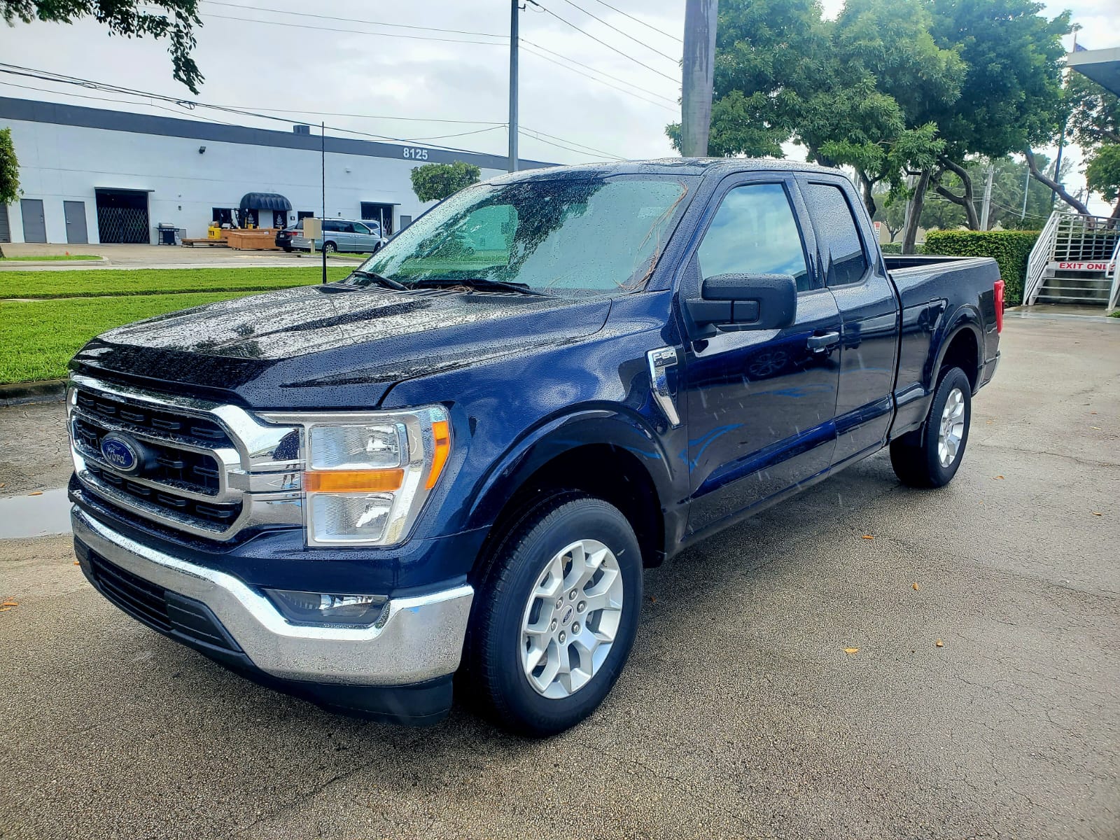 2023 Ford F-150 XLT's photo