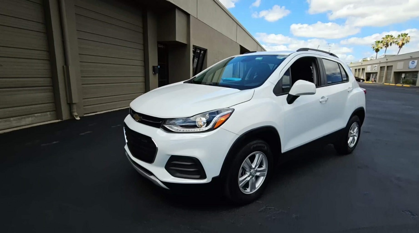 2022 Chevrolet Trax LT's photo