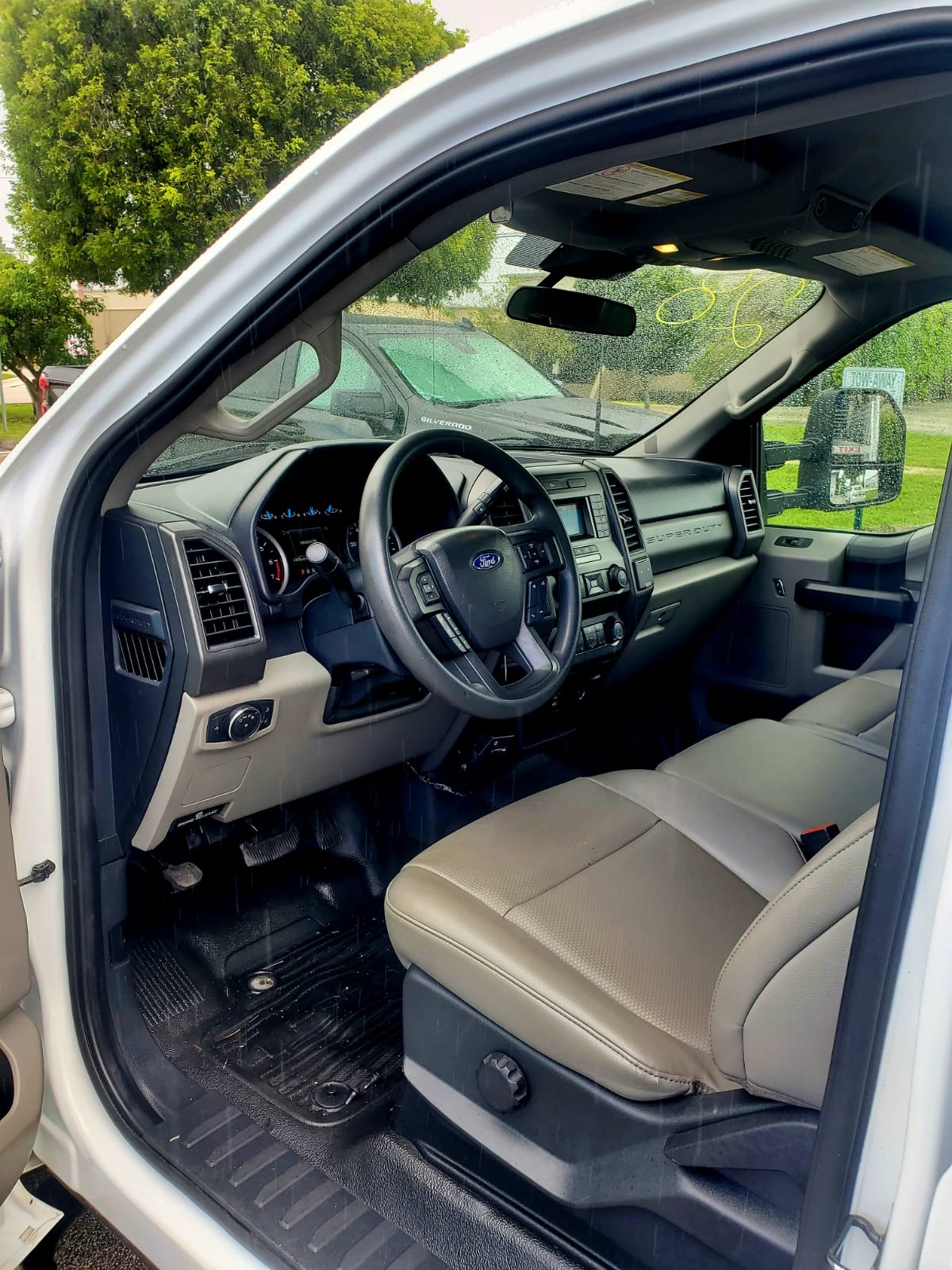 2022 Ford F-250 Super Duty XL - Photo 5