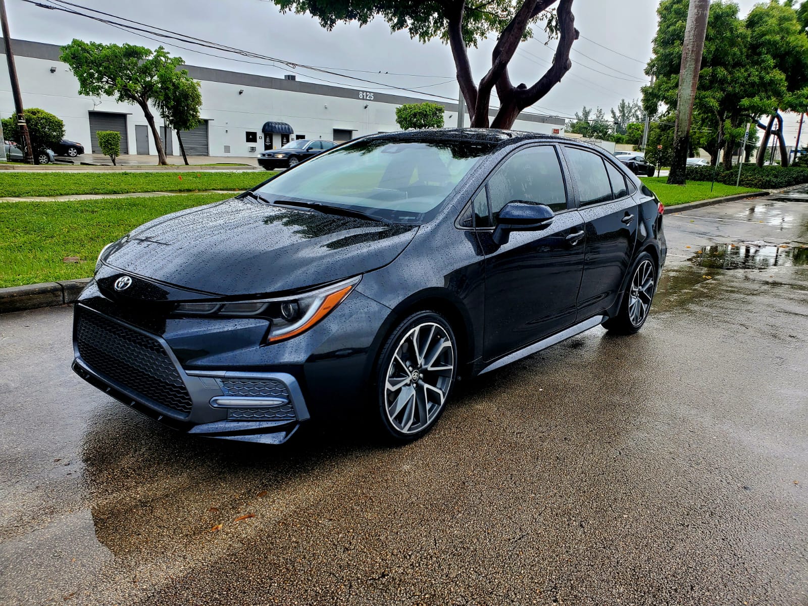 2020 Toyota Corolla SE's photo