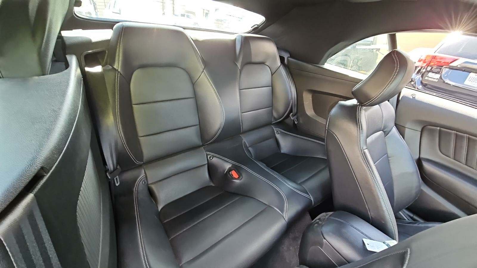 2023 Ford Mustang EcoBoost Premium - Photo 10