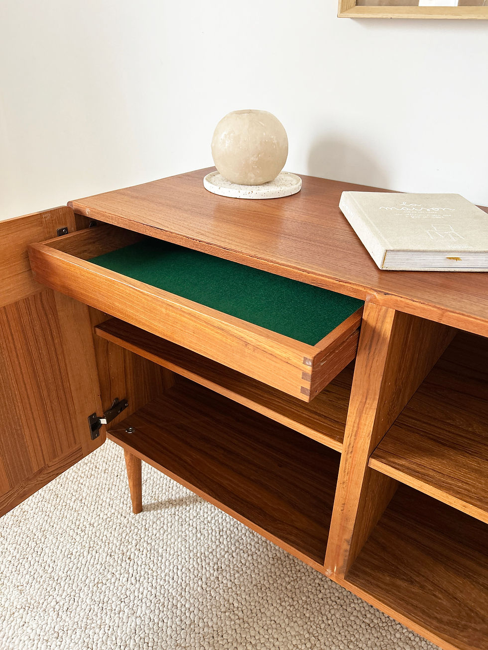 Miniature : Buffet danois teck ambré 60's