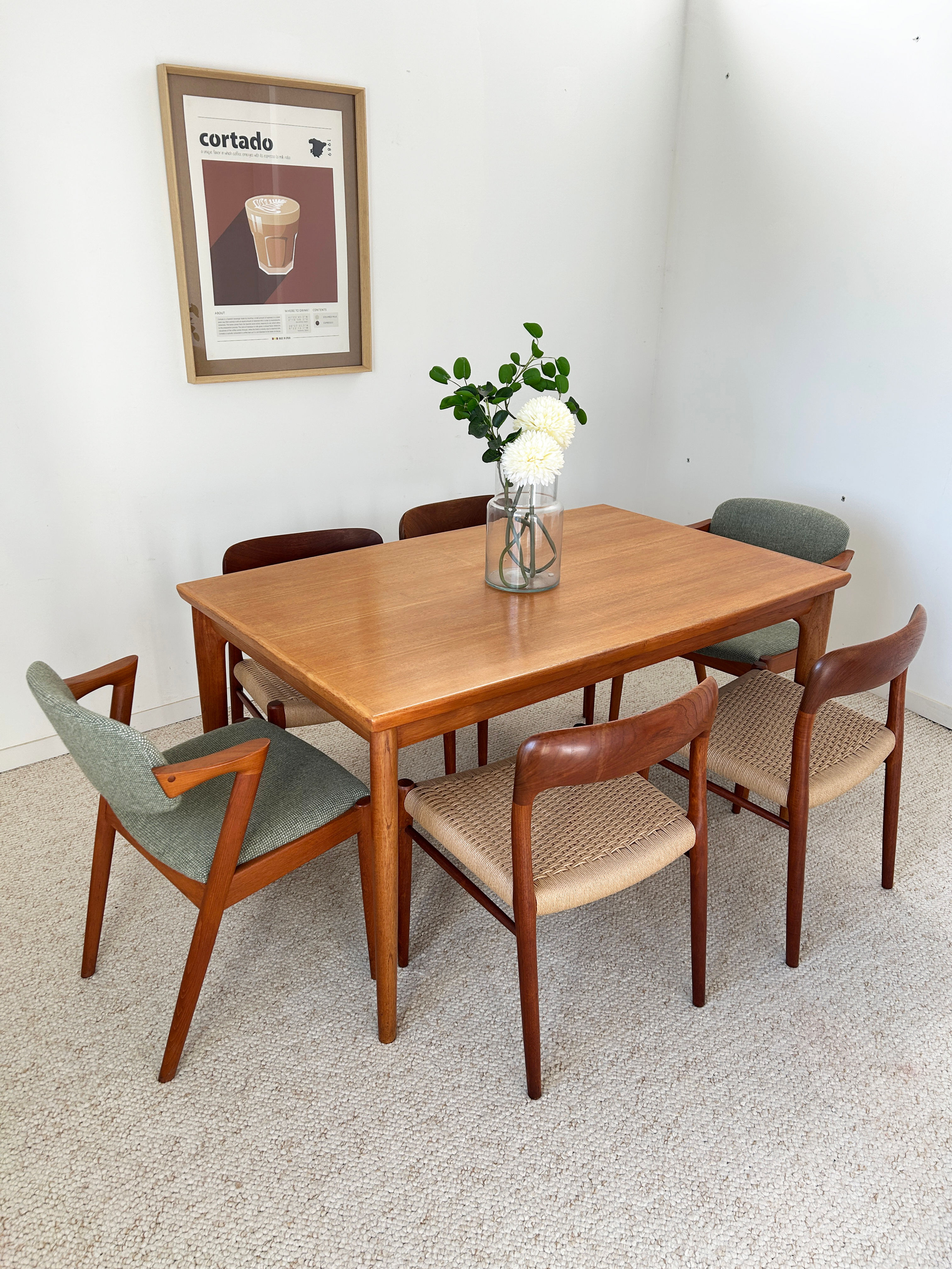 Grande table à manger extensible Grete Jalk 60's