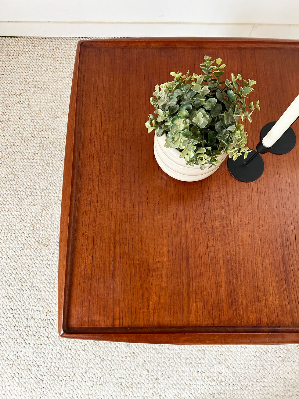 Miniature : Table basse danoise en teck Grete Jalk 60's