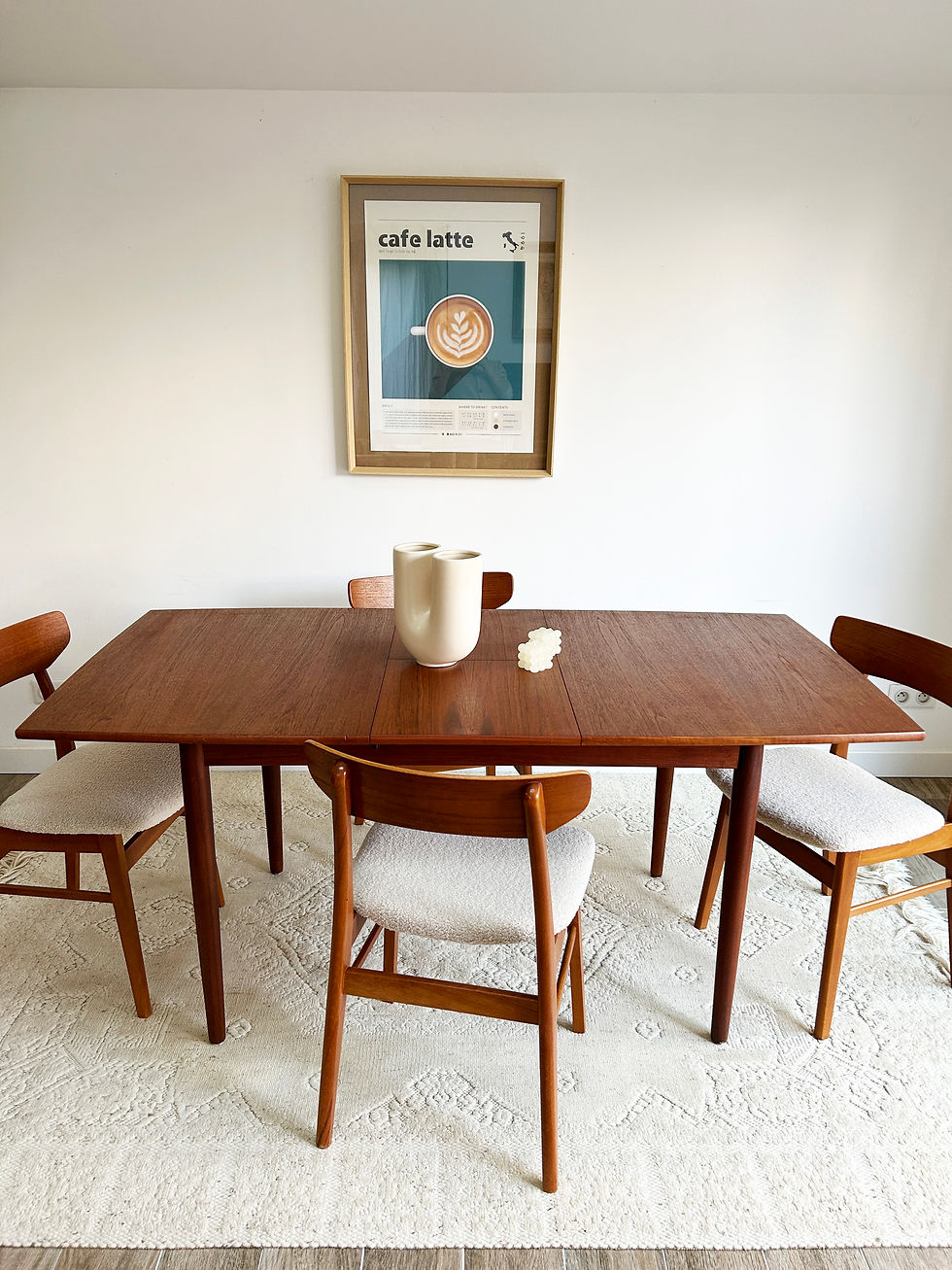 Table à manger scandinave "papillon" 60's