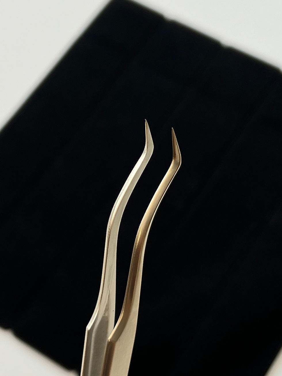 Thumbnail: Eyelash Extension Tweeze 美睫镊