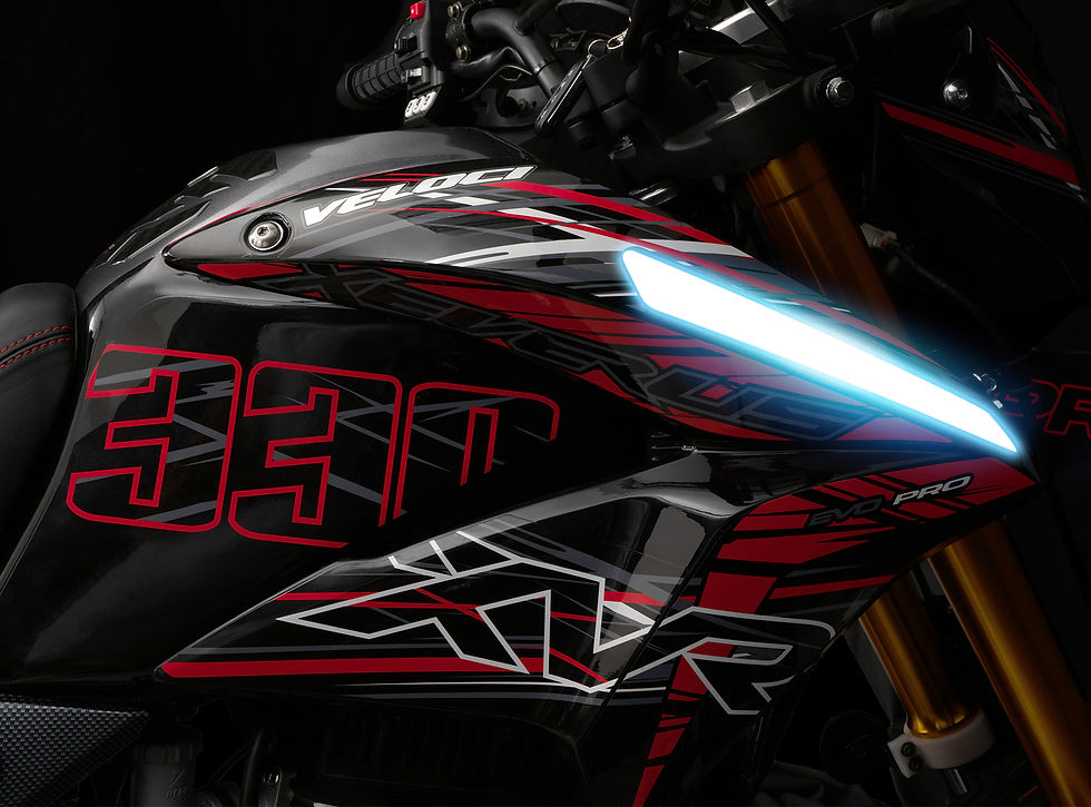 3 Xeverus 330 Pro T11.jpg