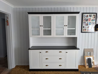 Hampton Dresser Black 2 Tone Finish .jpg