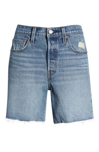A Summer 2024 Fashion Trend Denim