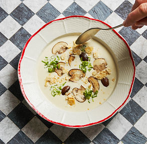 Sidro ir sūrio sriuba su keptais pievagrybiais (Receptas)