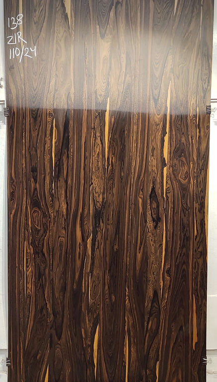 NATURAL VENEERS