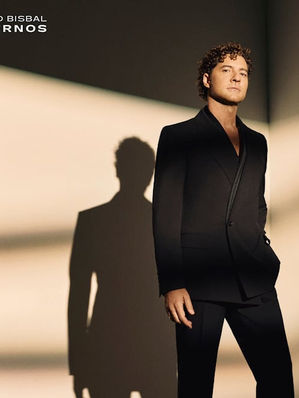 DAVID BISBAL ANUNCIA "ETERNOS," EL ÁLBUM CON EL QUE CONSOLIDA SU FACETA DE CROONER, JUNTO A UNA NUEVA GIRA INTERNACIONAL.