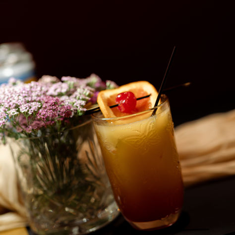 Spring and Summer Wedding Cocktail Trends for 2026 That Will Make Your Bar the Highlight of the Night