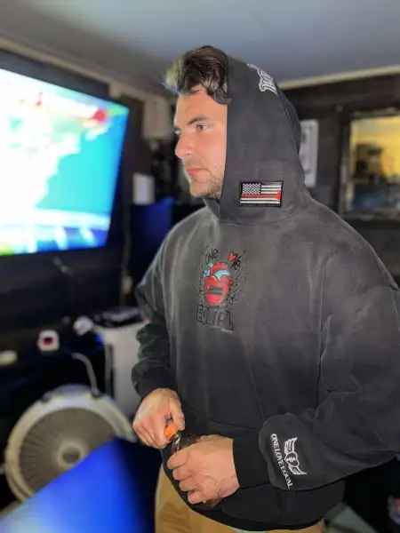 manwithhoodie