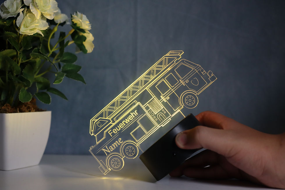 Miniaturbild: Feuerwehrmann Geschenkidee LED-Lampe