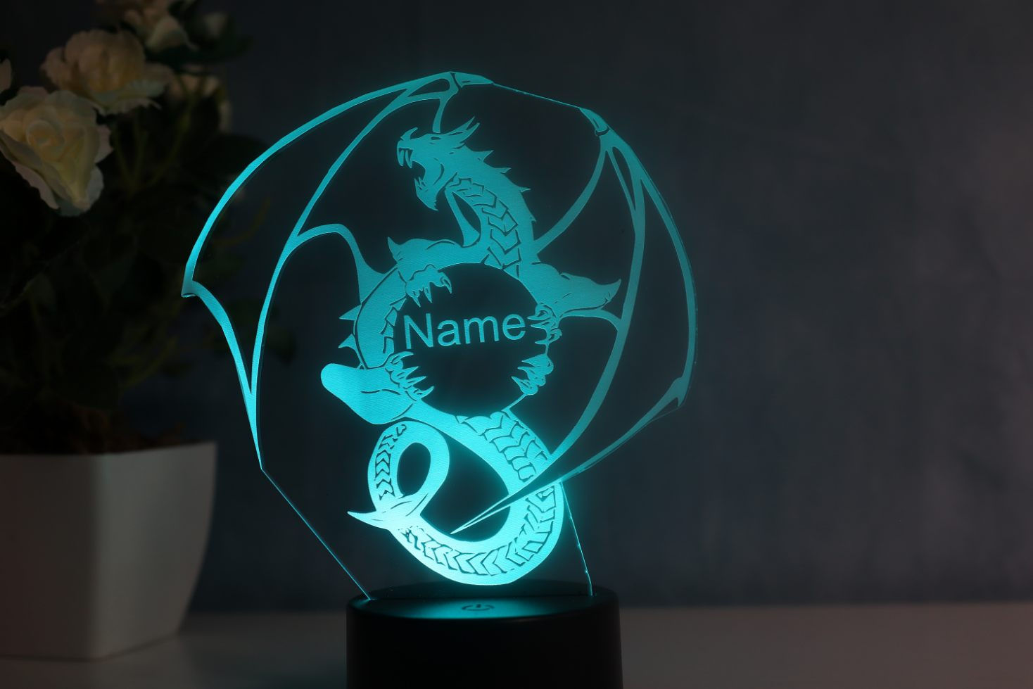 Personalisierte LED Lampe mit Drachen Design von SpecialLampDesign