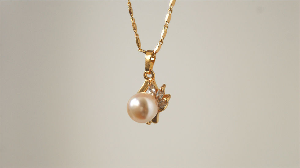 Petal Kiss Pearl Set