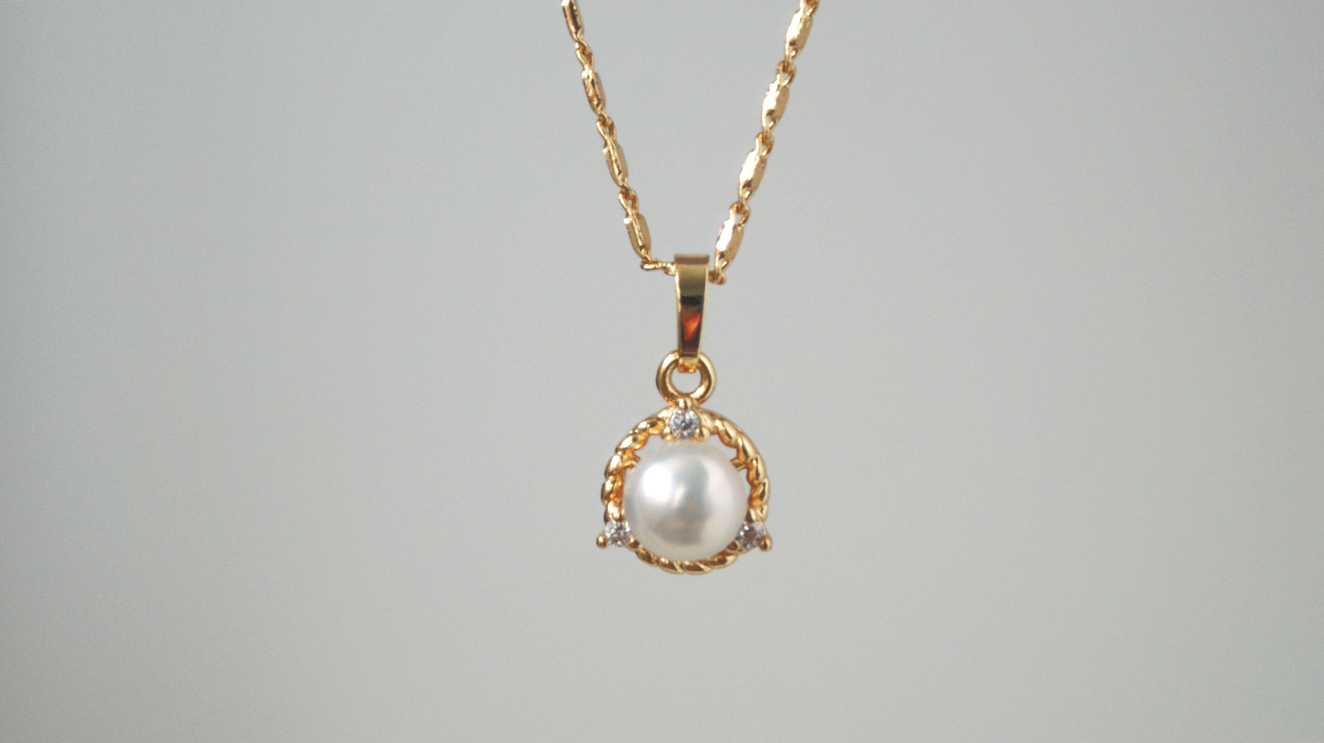 White Pearl Trio Set