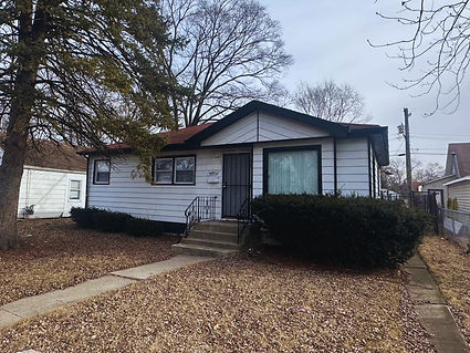 HomeTrade purchased this inherited Harvey property directly from the owner following a family inheritance. The property transferred as-is without repairs or updates.