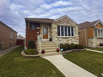 HomeTrade purchased this Ashburn property directly from the owner after inheriting the home through probate. The property transferred as-is without preparing the home for sale.