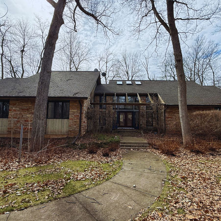 HomeTrade purchased this Wadsworth single-family home directly from the out-of-state heirs after they inherited the property. The property transferred as-is without repairs, cleanout work, or listing the home on the open market.