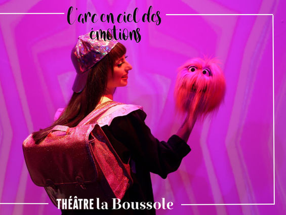 Arc en Ciel des Emotions Theatre la Boussole Fond Rose Emotion Amour Et Amitié