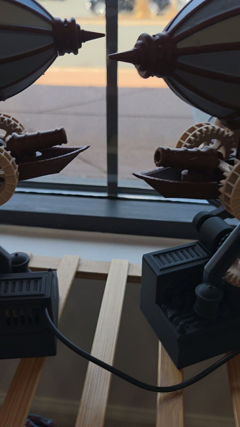 Thumbnail: steampunk airship with motor 