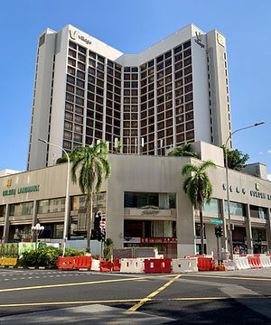 golded landmark shopping complex in singapore