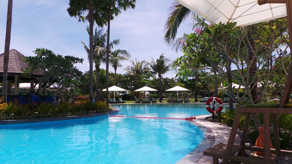 Pool at Shangri-La, Rasa Ria, Borneo