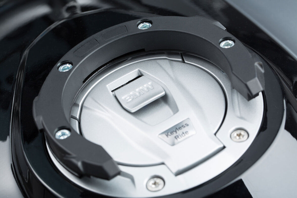 แหวนล็อคกระเป๋าติดถัง QUICK-LOCK EVO Tankring SW-MOTECH