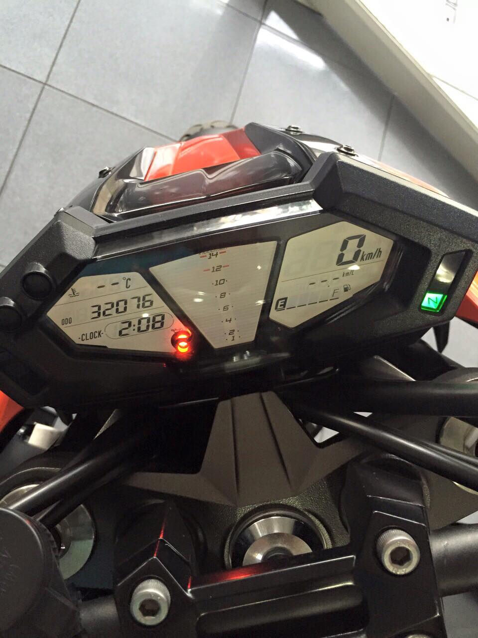 Thumbnail: kawasaki Z800 2014