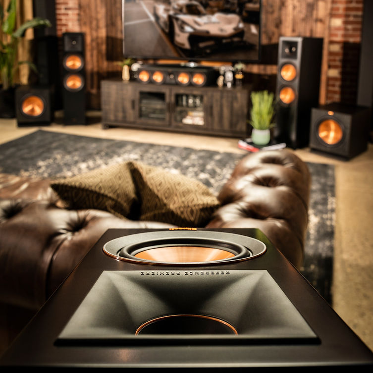 Klipsch_Reference_Premiere_Atmos_Lifestyle_2.jpg