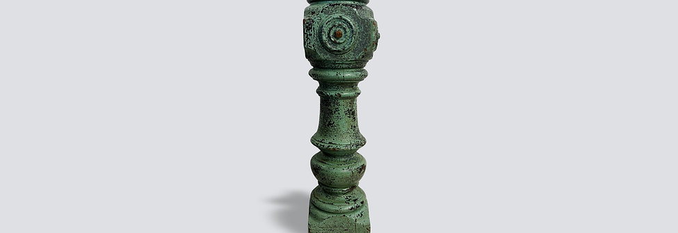 Newel Post