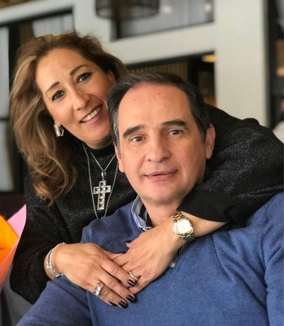 Desayuno de Oración Lety Castañeda y Luis Navarro