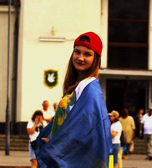 photo_5418232597348815393_y_edited_edite