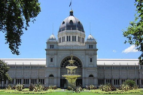 オーストラリア メルボルン 王立展示館 カールトン庭園