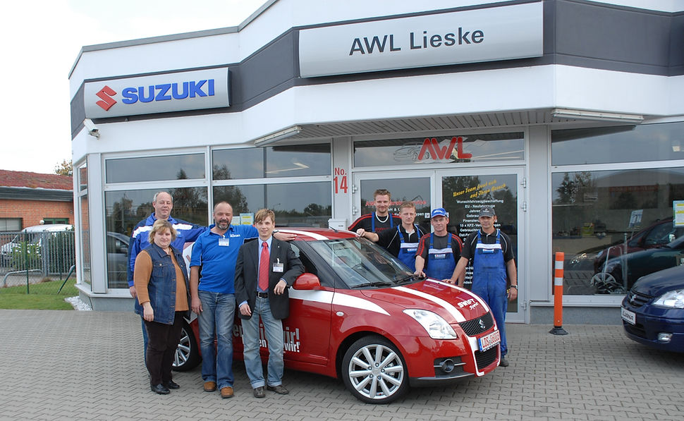 Das Team jetzt mit Suzuki Vertrag